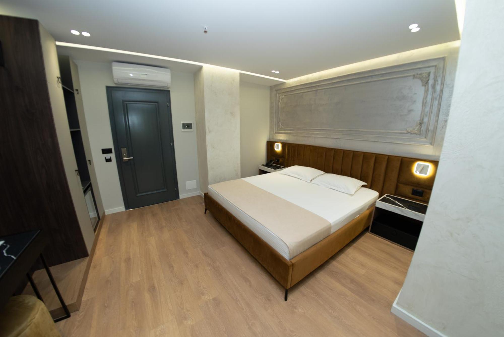 Hotel Monopoly Peshkopi Екстериор снимка
